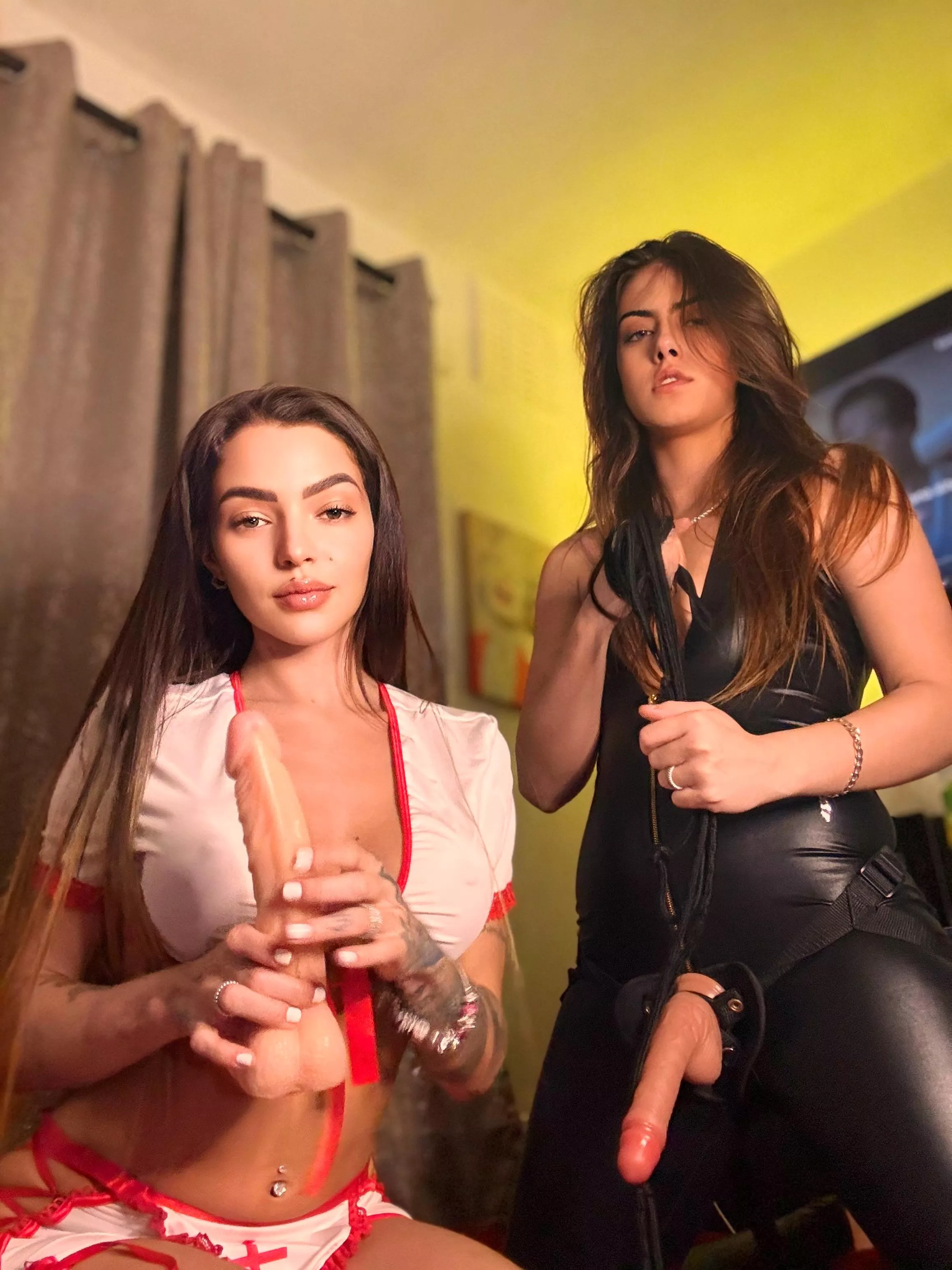 Bend over like a good girl 😈 posted by Hklp69