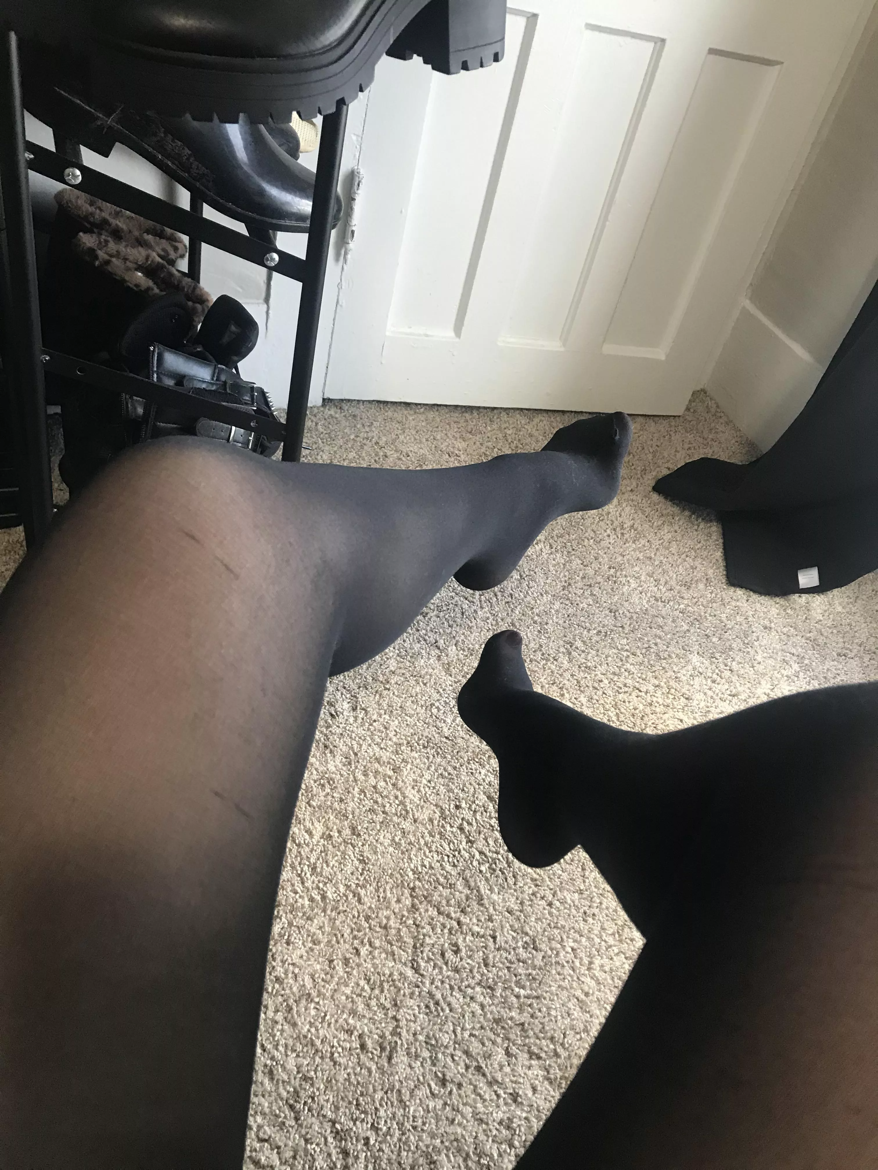 Black ones today 🥀 posted by Fetish-foot-job
