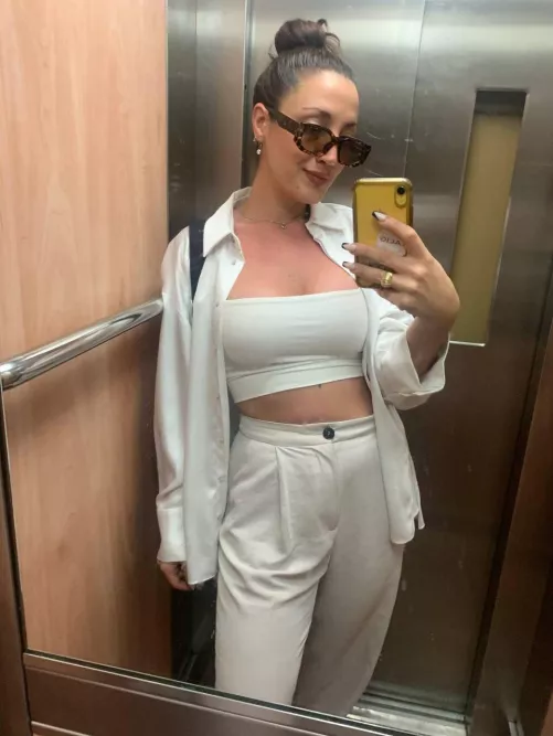 classy girls are rare by Cute-Aspect-4578