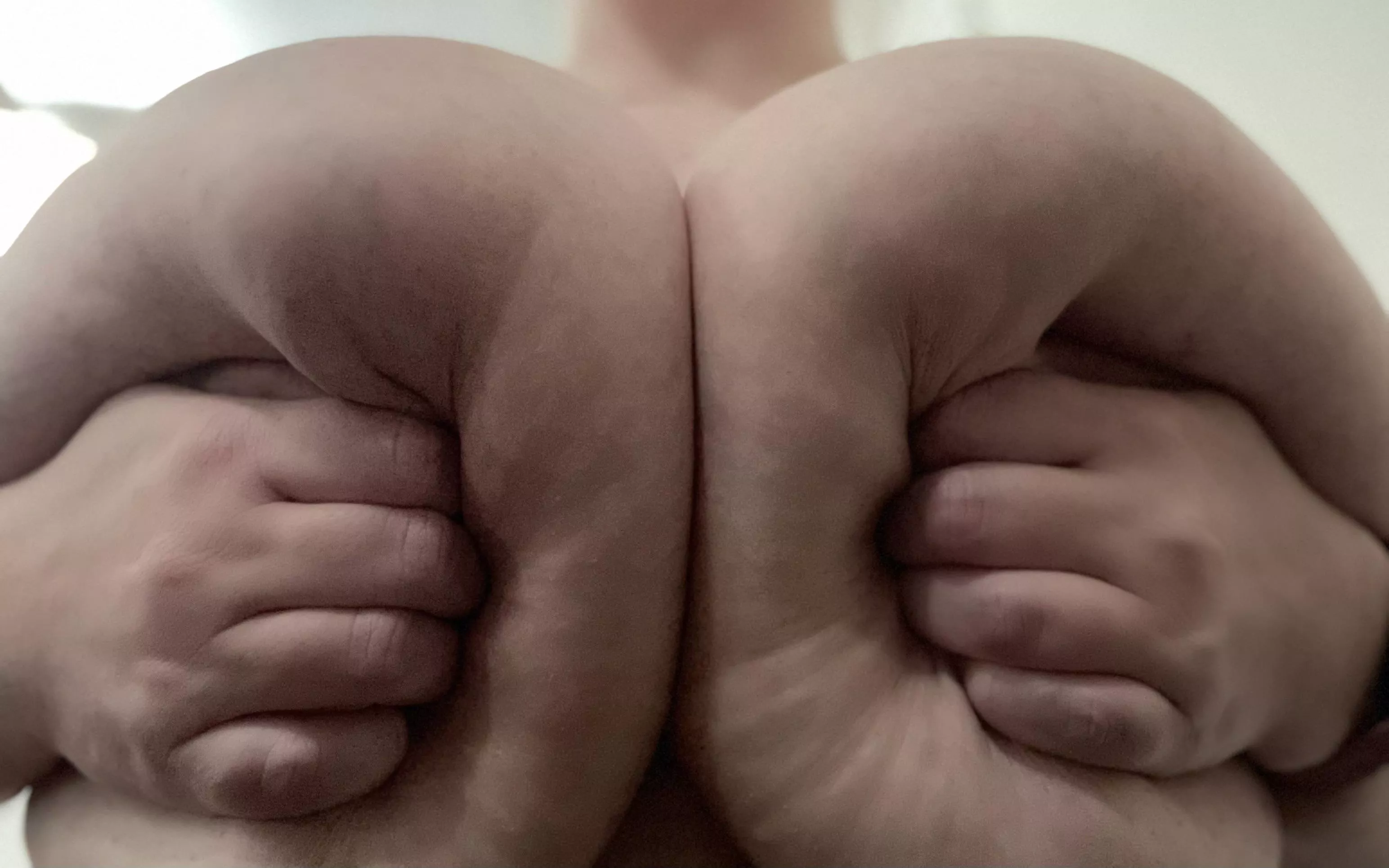 Double Fisted posted by Rileslit