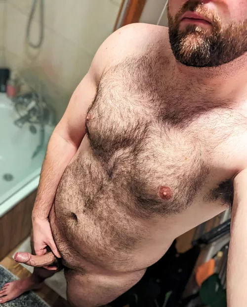 Hairy, horny & hung(ish) by SmallTitsAlwaysWin