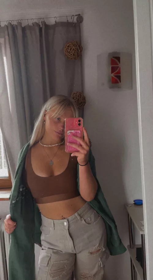 happy easter by roirokkari