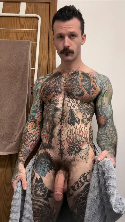 Heres your reminder that holiday candy is on sale by Triplefit