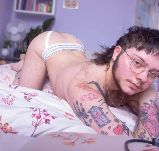 how’s the view? 😌 by buzzlilacc