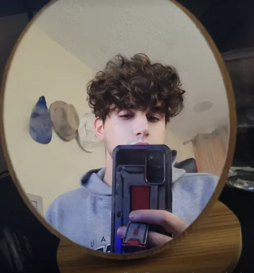 I cut own hair yesterday cus im a broke college student ;p but i followed a tutorial and i think it turned out ok! the goal was to cut mostly the sides and back :) by Then_Debt7778