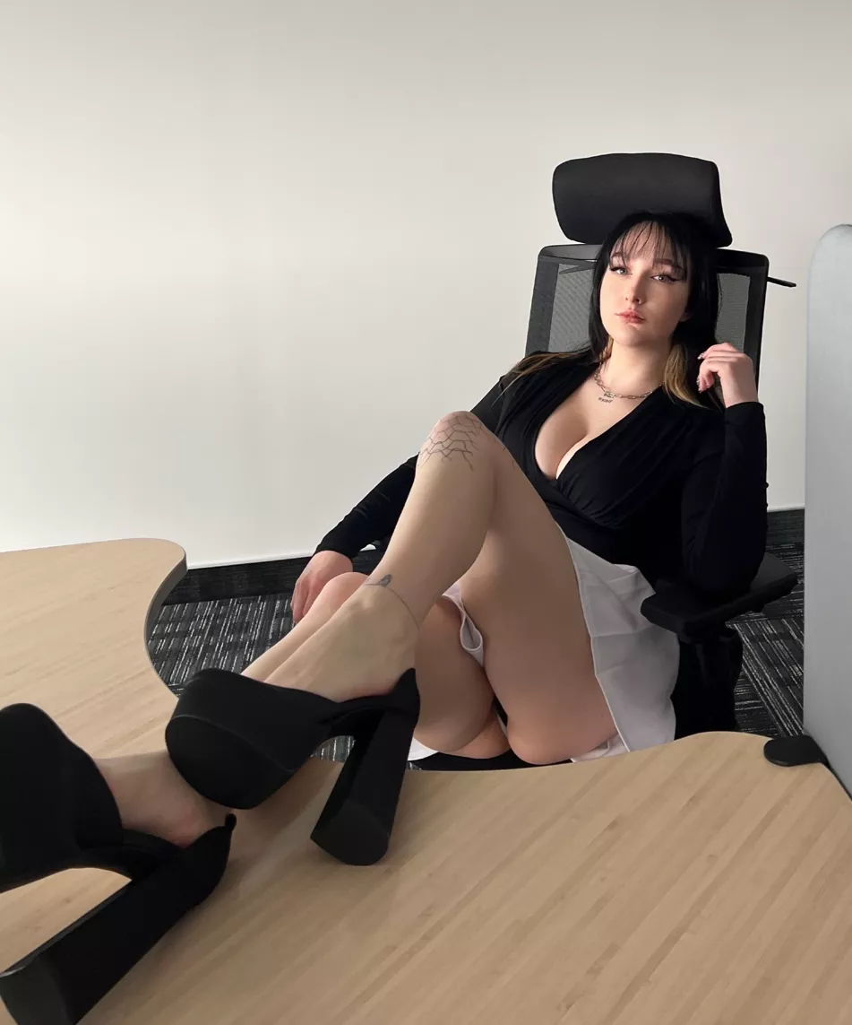 I interviewed to be your goth secretary? 🖤 posted by SHKOOS