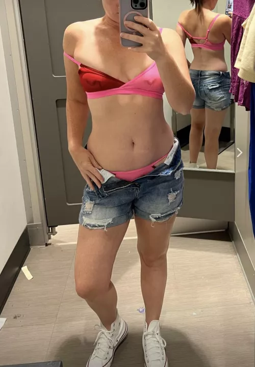 I think I like these shorts. Do you.  by tryingnewthings86