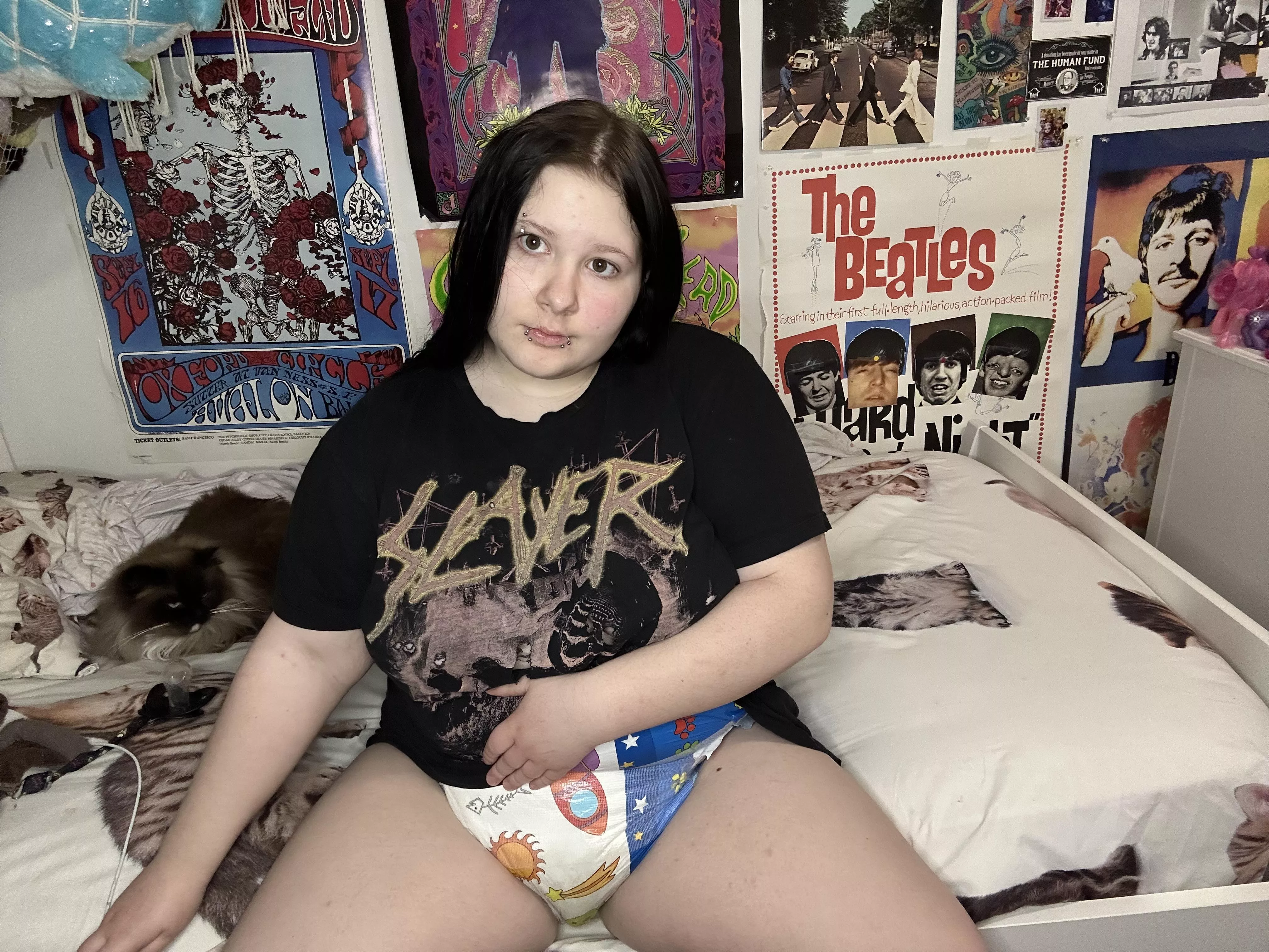 I wish I were a cat posted by Pinkytron18