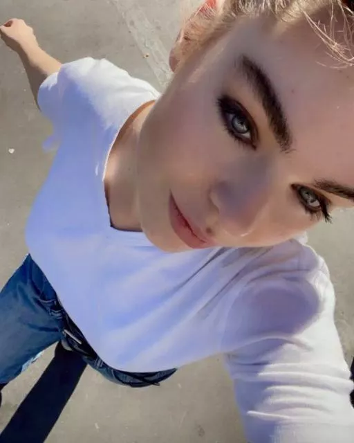 Jade Weber posted by BeerGoggles2022