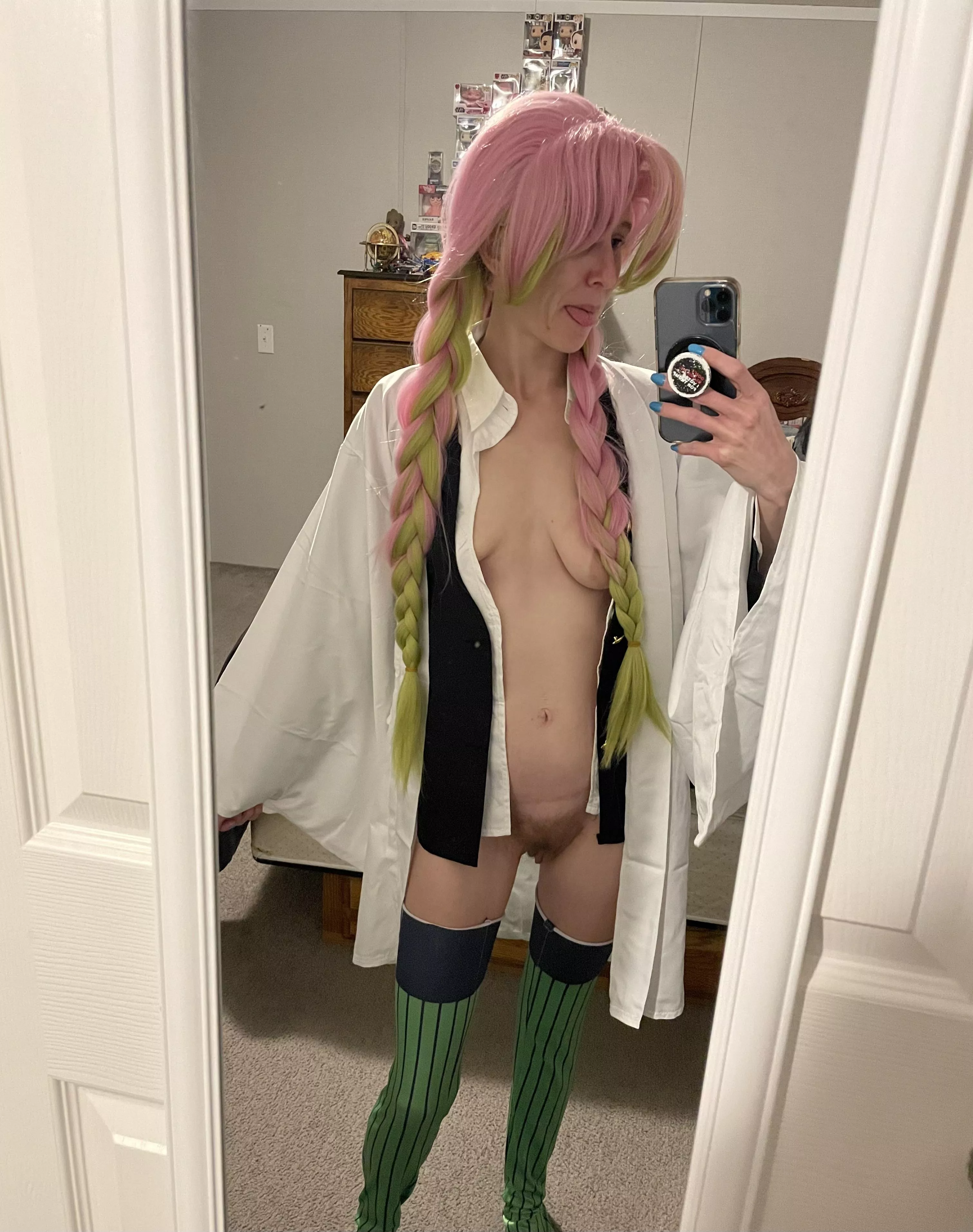 Mitsuri Kanroji (Demon Slayer) [ThornPrincessX69] posted by ThornPrincessX69