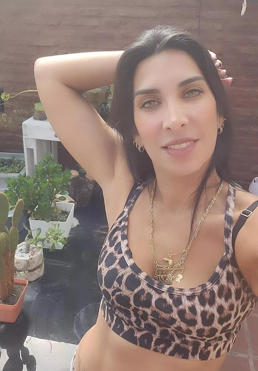 My 36 year old armpits make your cock hard?  posted by Rebekkadark