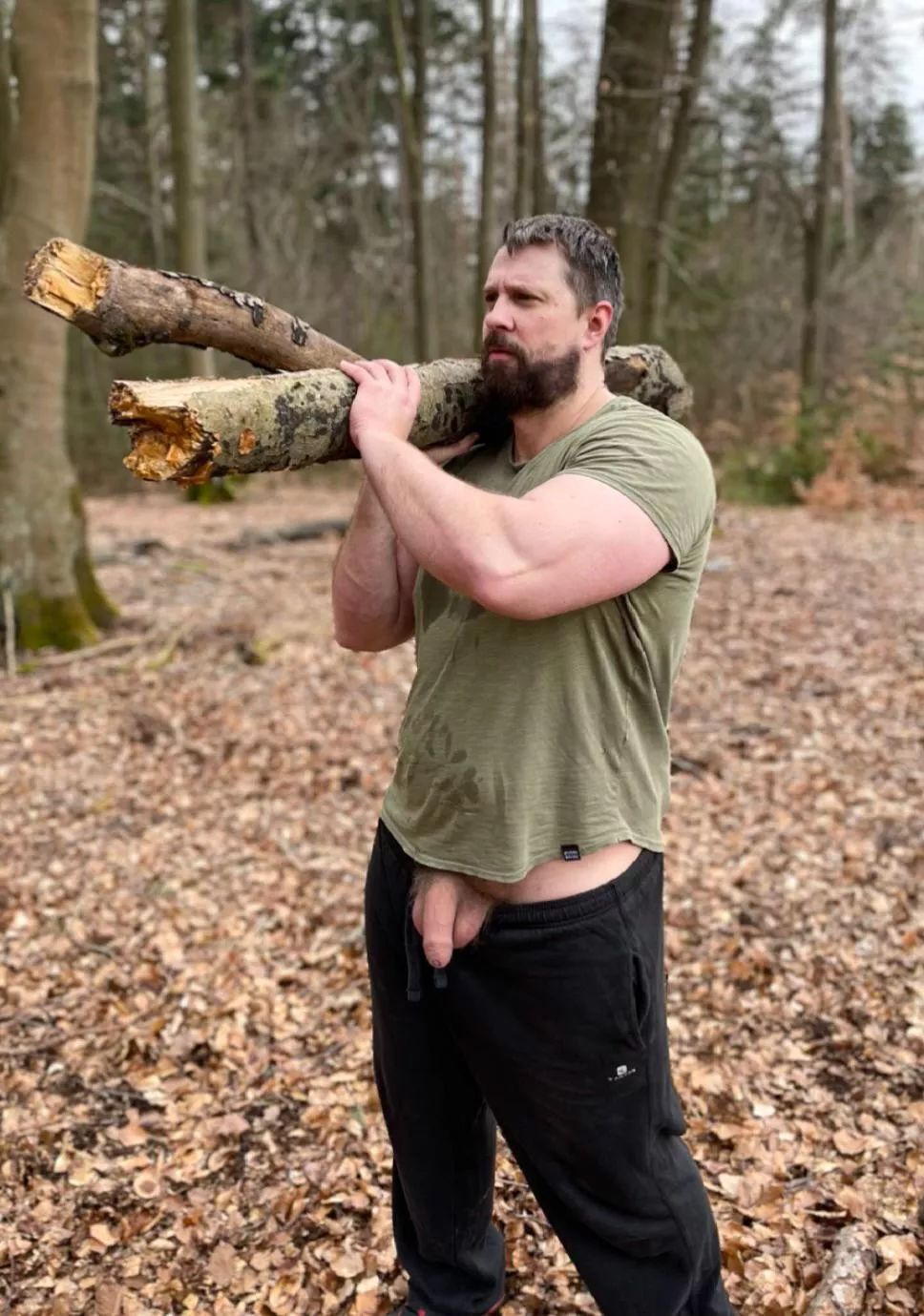 Need a helping hand here …. can I count on you?.(35) posted by Top_Handle2768