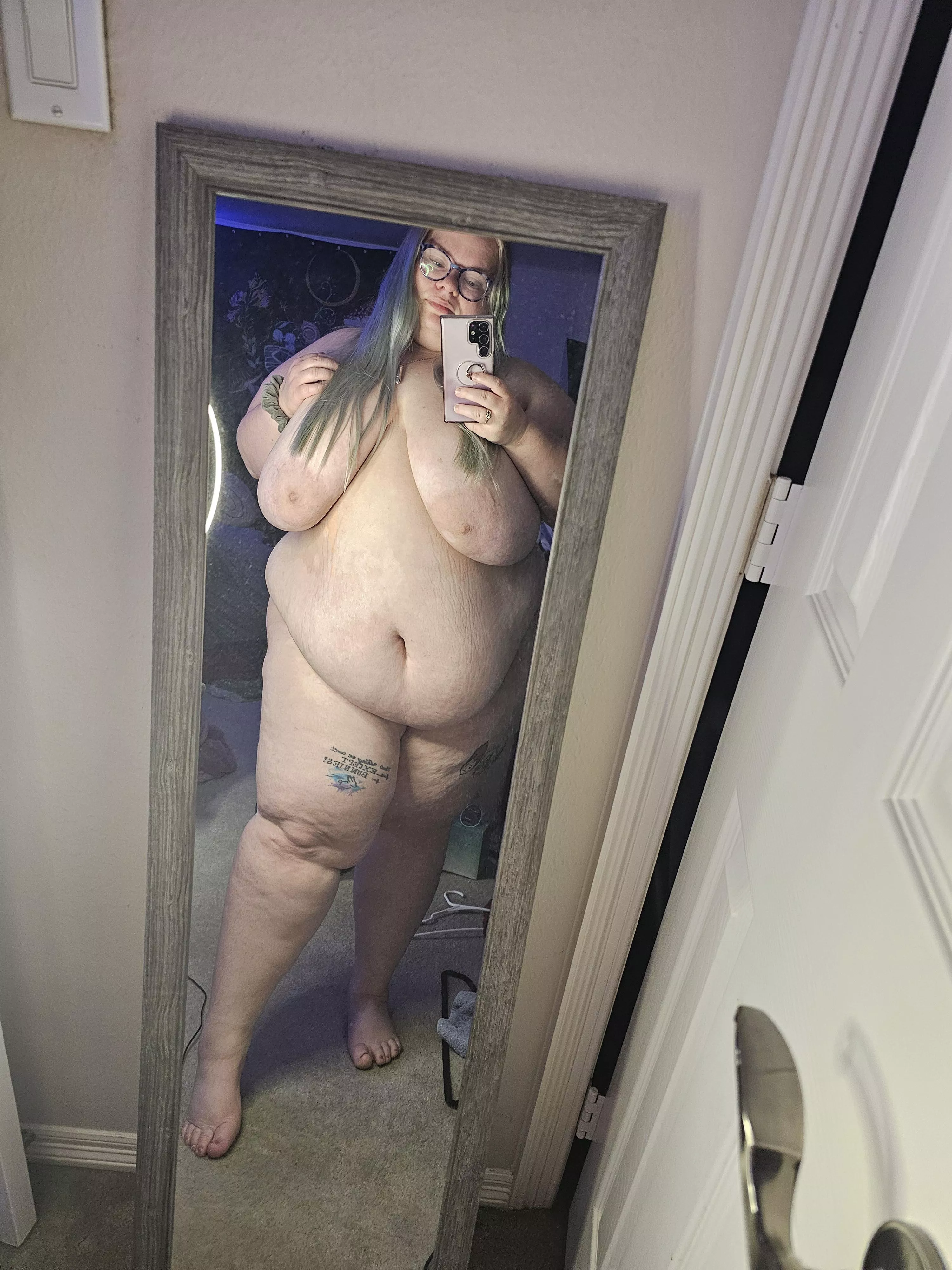 Nerds are the kinkiest  posted by Dependent-Ad7486