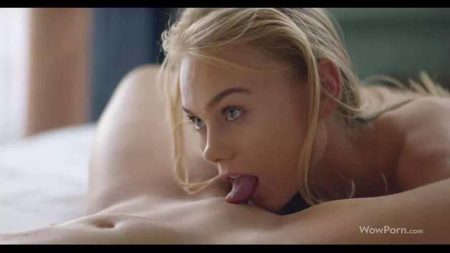 Pretty blue eyes by jmselrod