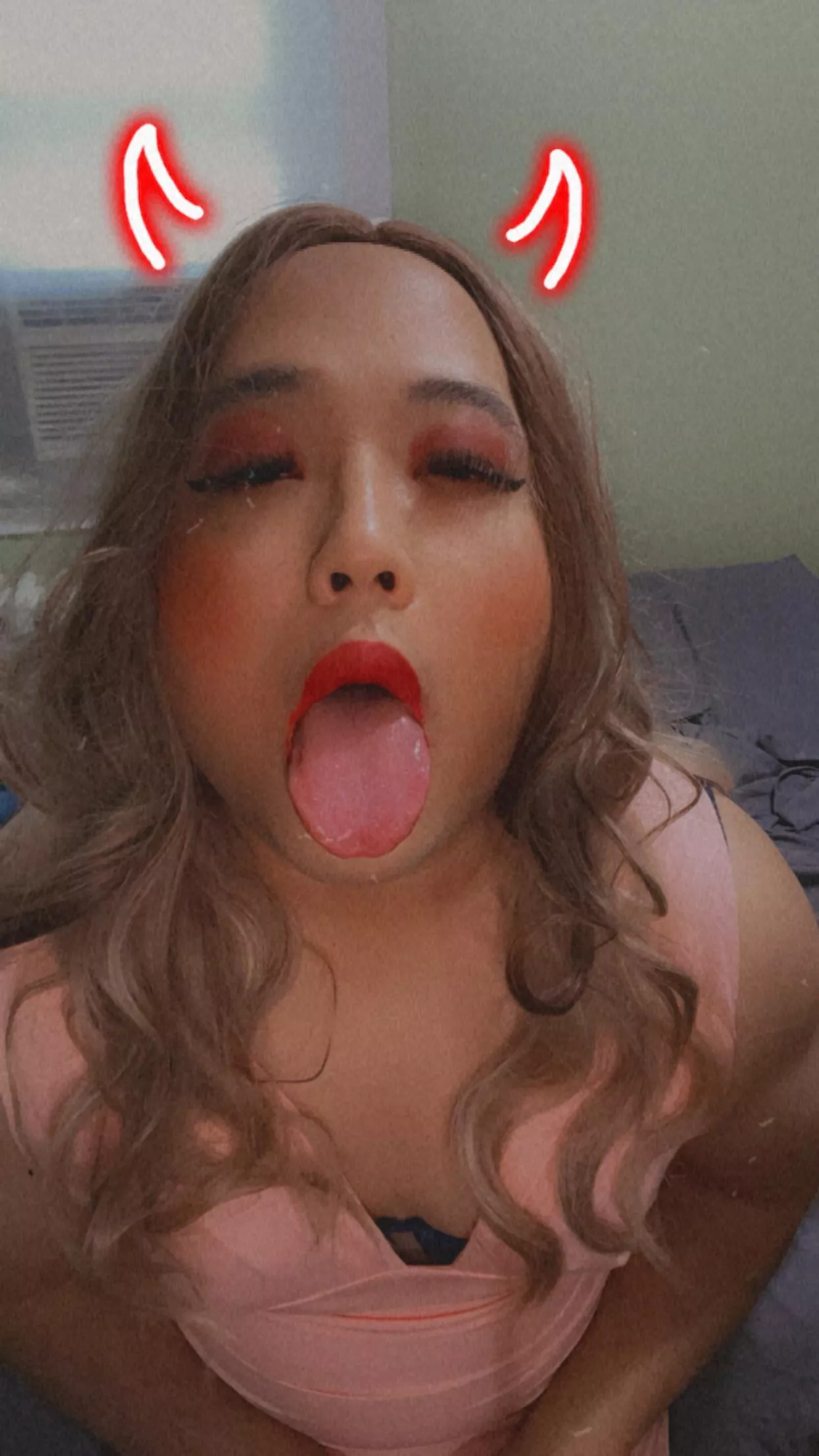 Put your cock down my throat daddy posted by Lilymarie17