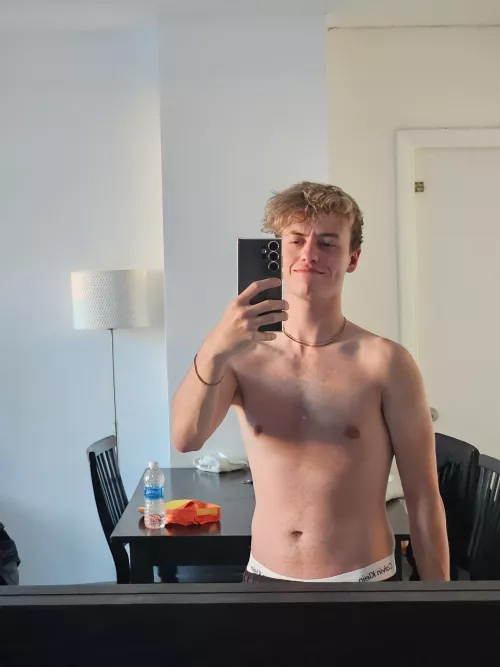 Starting to get a tan by ARealDutchGuy21