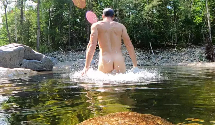 Swimming hole within view of a busy road. by theholenxtdoor