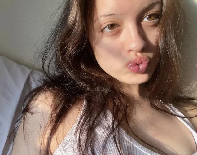 Those lips 😍 by WiseProfessional4250