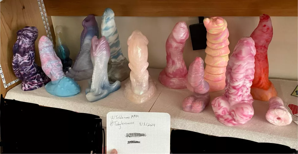 (US) WTS 13 TOYS by TobleroneMMM