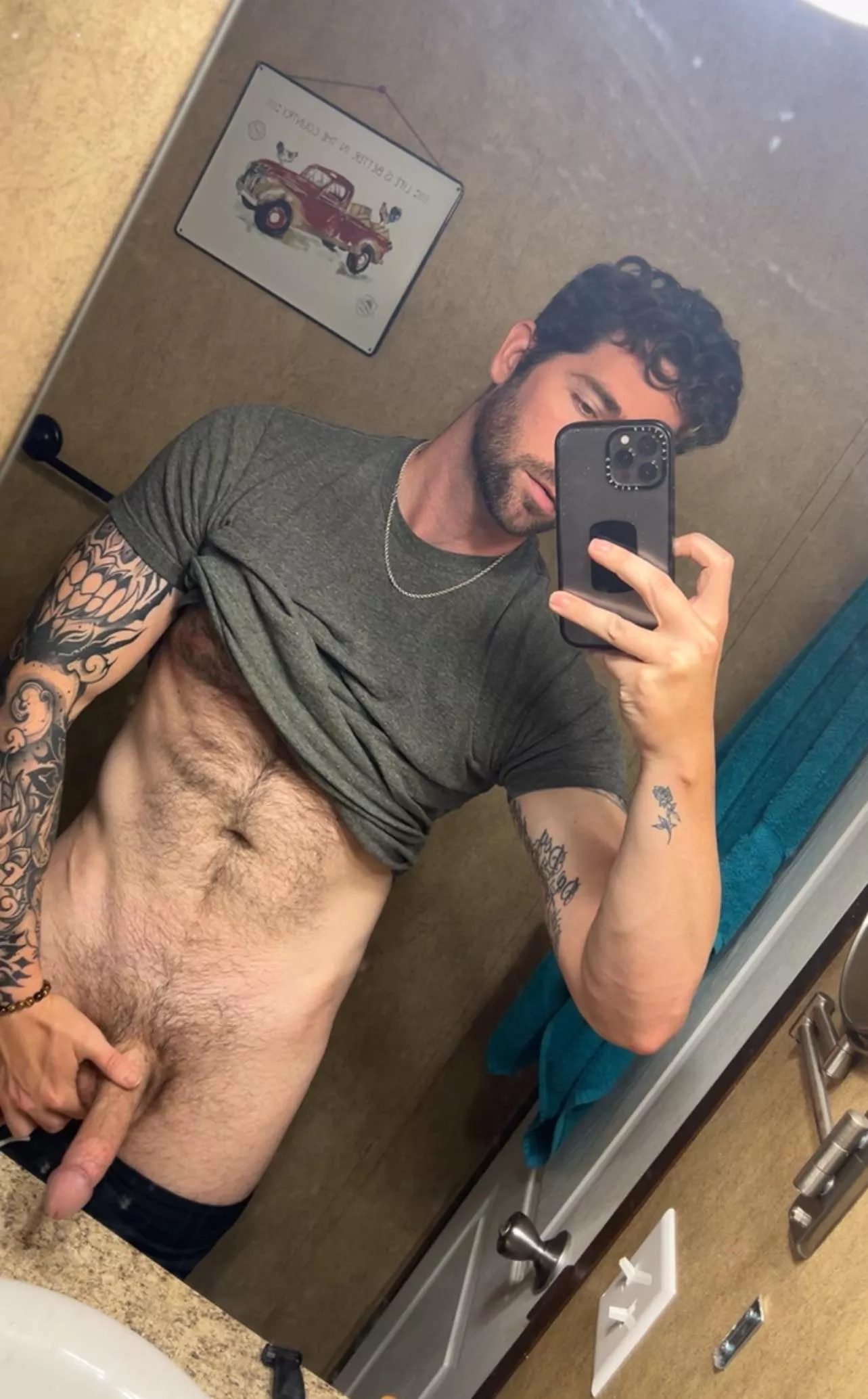 You rub me and I’ll rub you?  posted by theonestorm