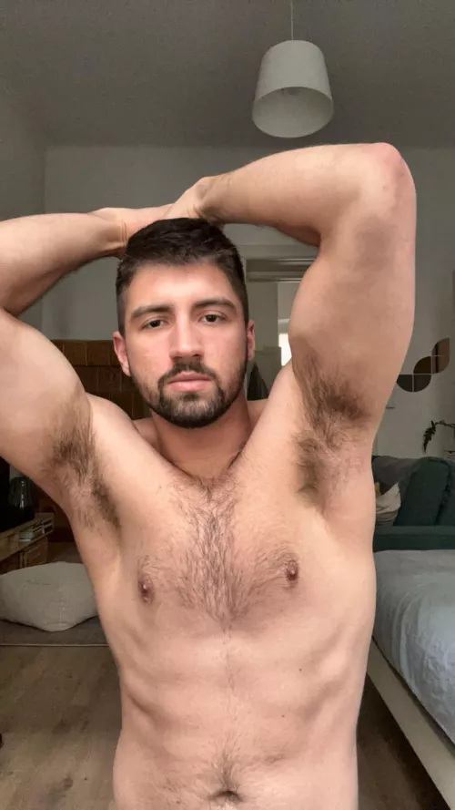 24 stud 😇 looking for a rich and generous partner to explore my gayness. Im really curious and open to try new things. Telegram: Noxian21 by Yellow_Gum_Stoner