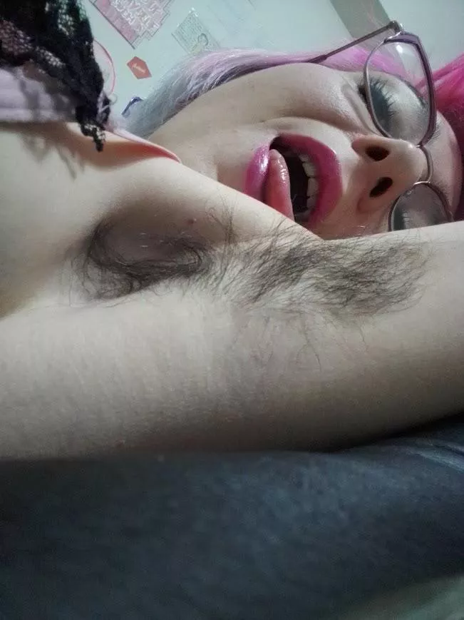 6 months without shaving, natural and wild posted by GeminiKaty