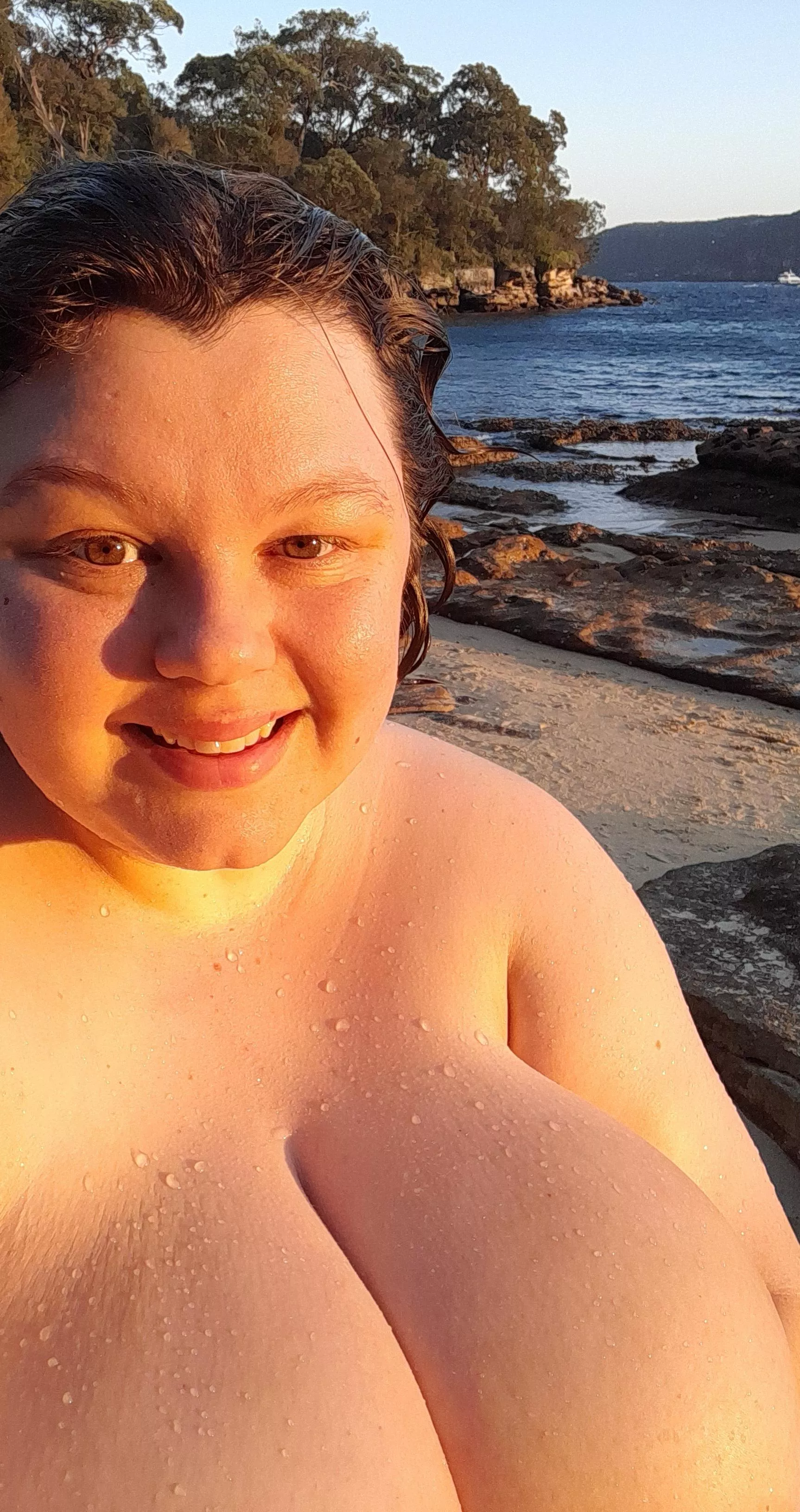 Afternoon glow. posted by snaphappyadventurer