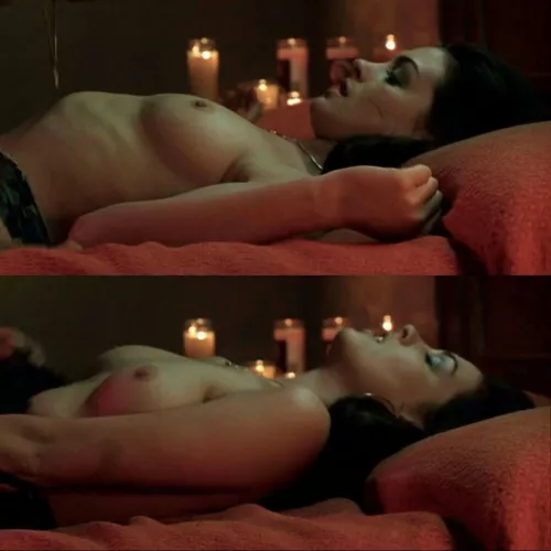 Anne Hathaway  by Non_Con