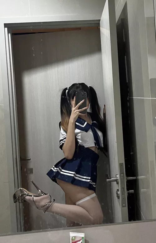 Blind date with me, will you be happy?  by SecretXin