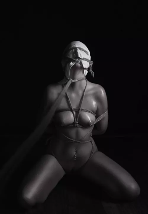 Blindfolded by lovesredheads_