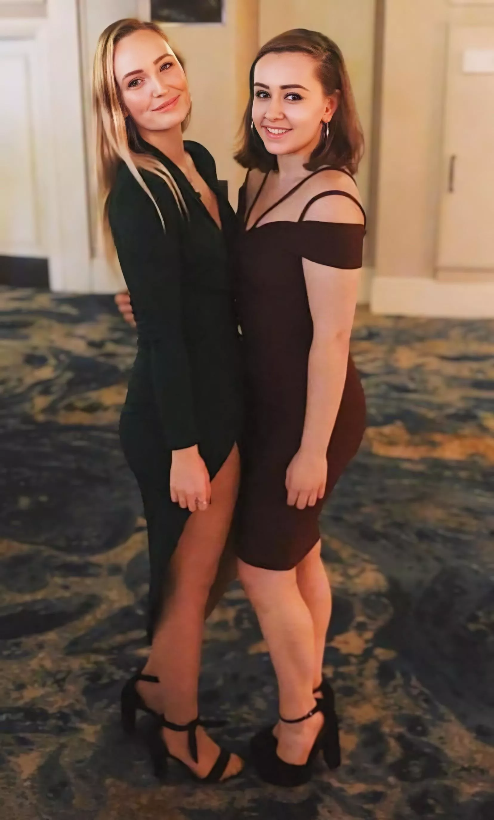 Blonde or brunette [2] posted by monstertrukk