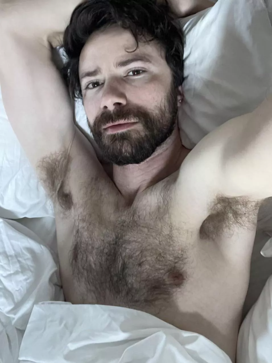 Can’t seem to get myself out of bed today. Too comfy in here. posted by Downlowbottom1