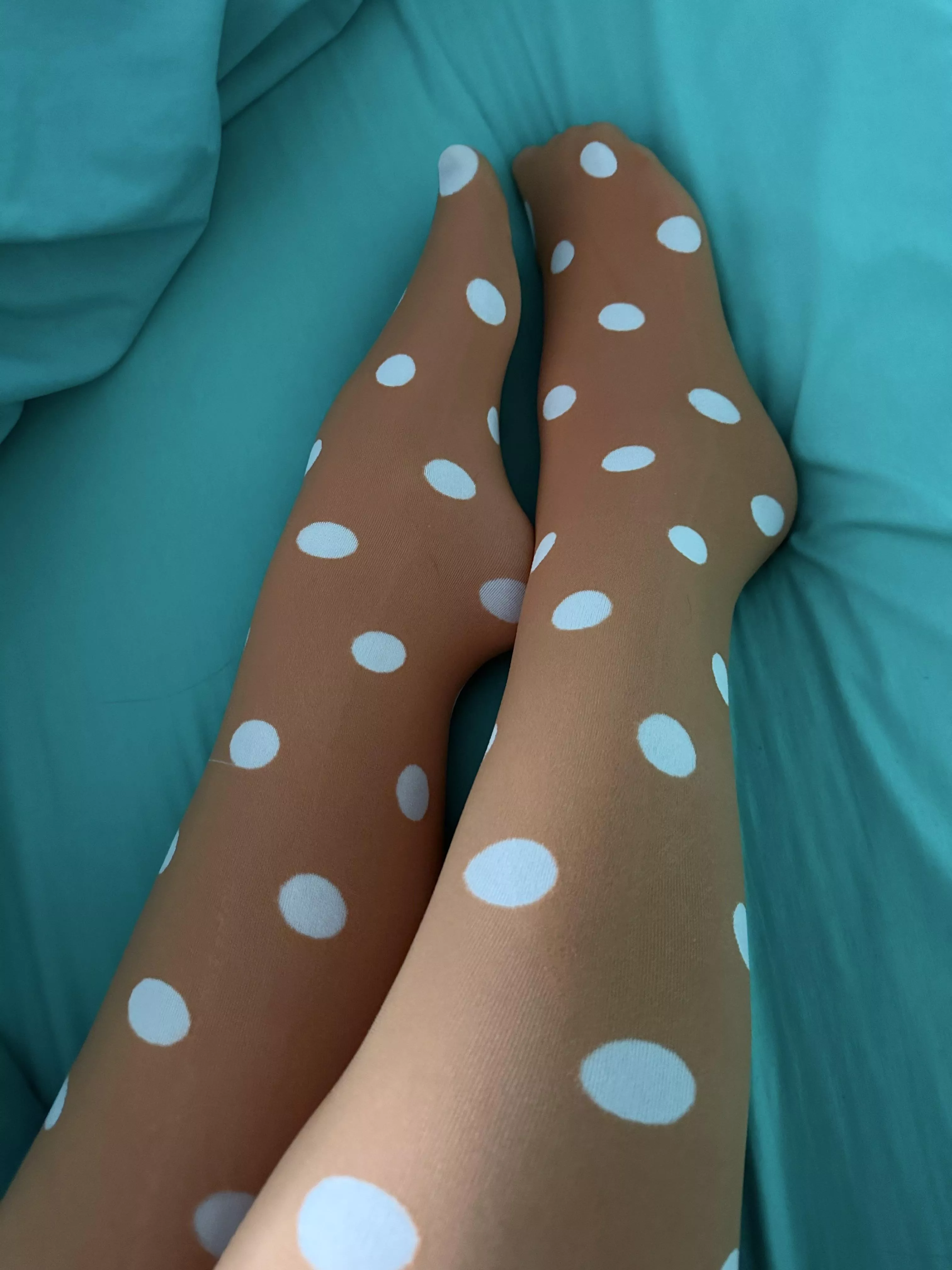 Cute orange tights 😘 posted by CupcakeTootsie