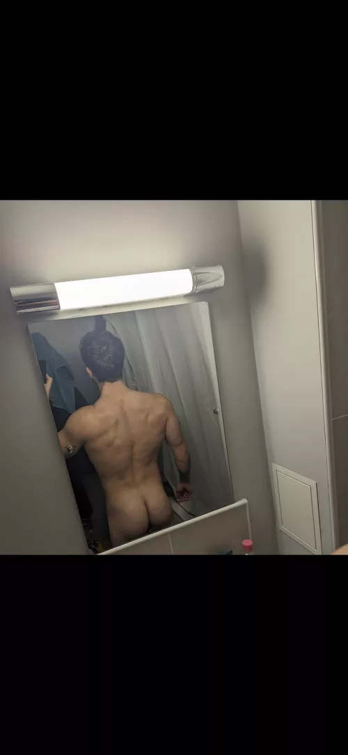 Do I squat  by Old-Contribution2960