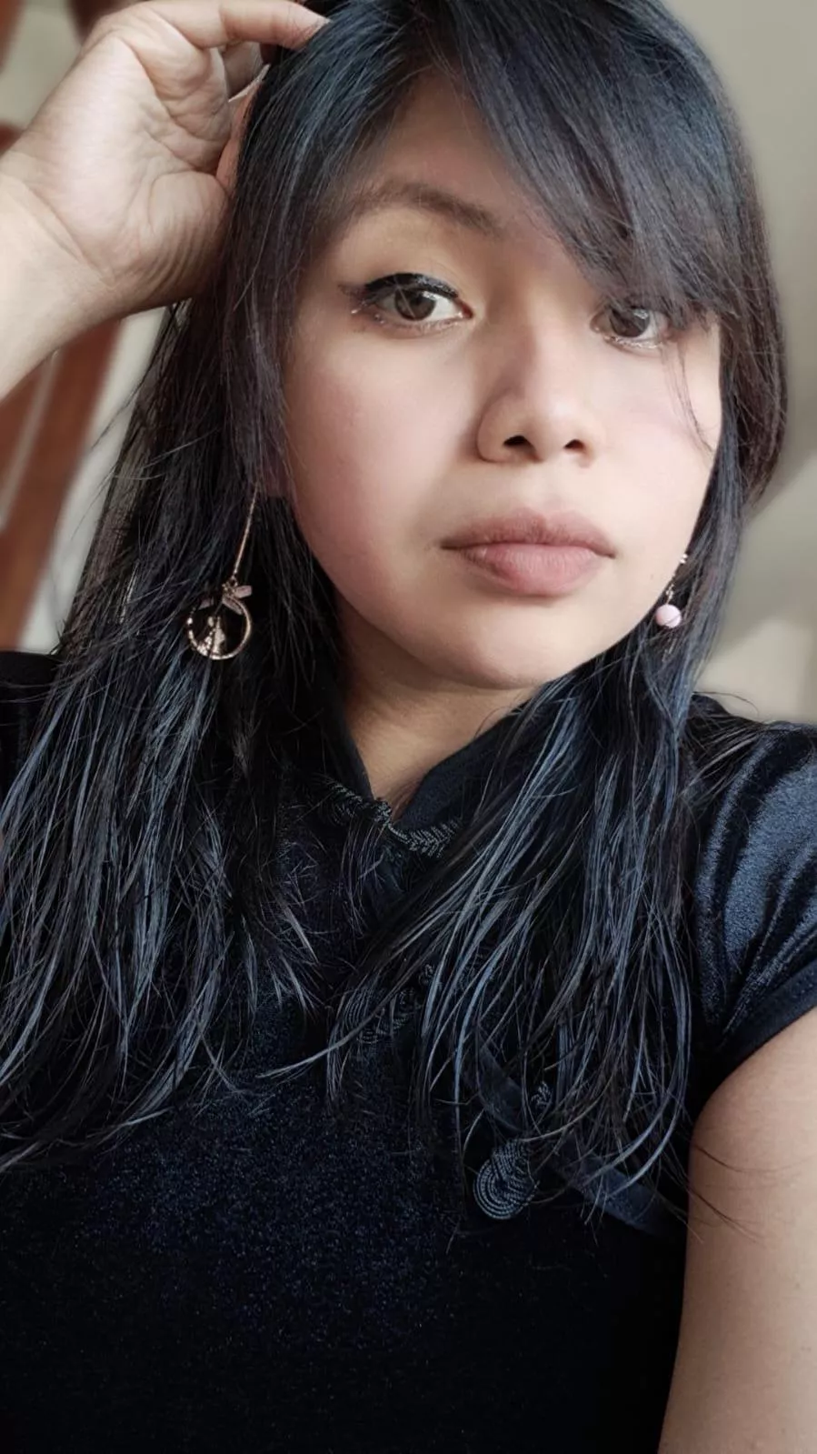 (F) i just wanted to show you my earrings :) posted by SexyAzucena