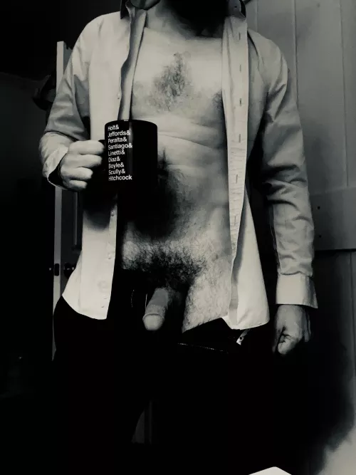 Getting ready for work with my 99 mug…45m by RandomlyCreative987