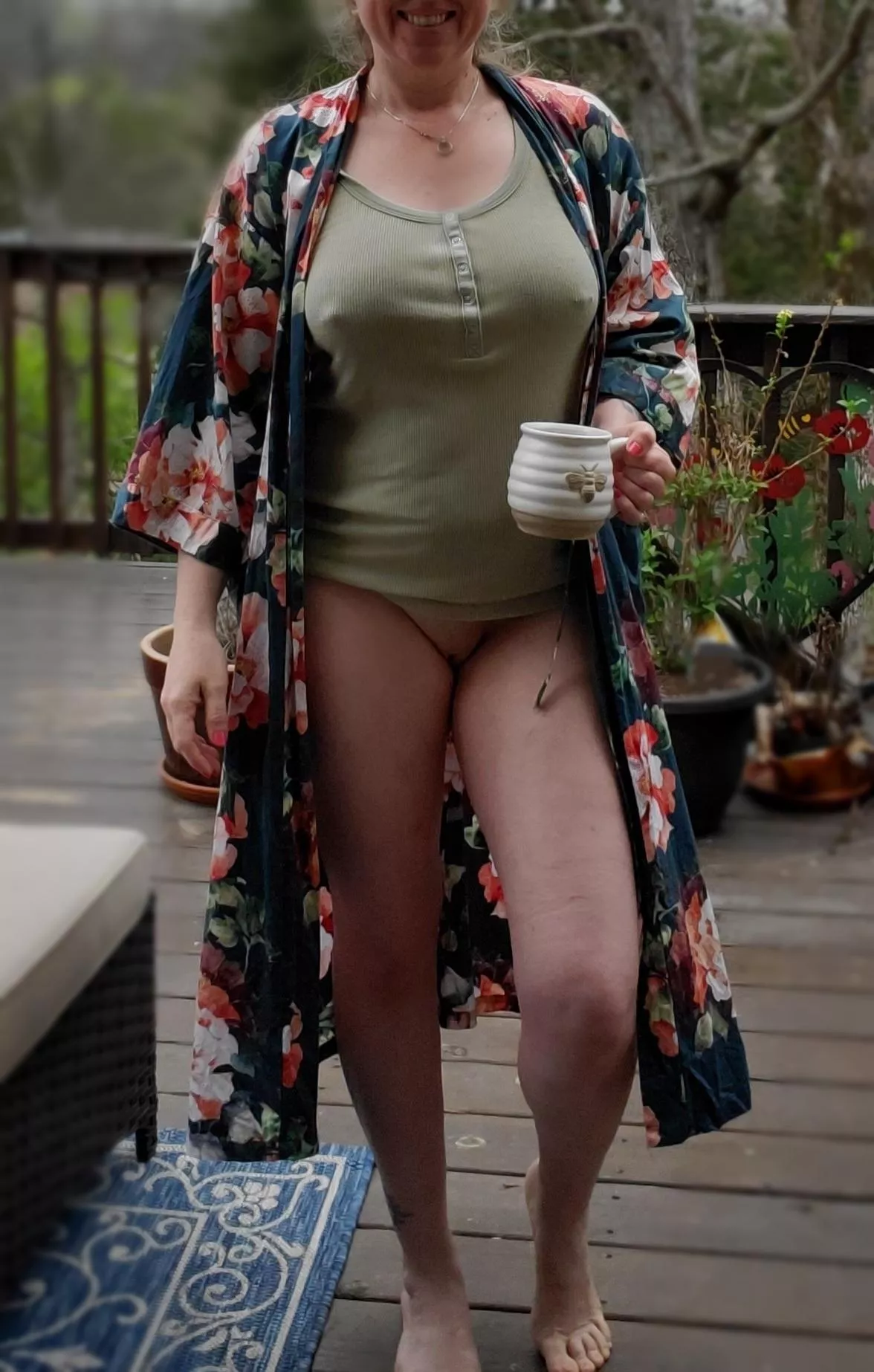 Good morning, thought we could share our first post coffee on the deck before the storms come☕️💋 posted by Dixie-delight