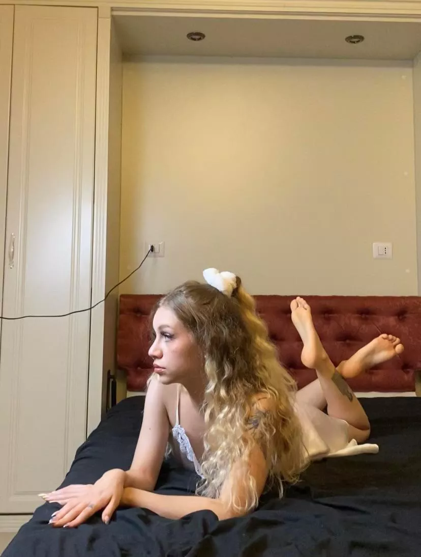 How about you get down on your knees and start worshipping my feet with your tongue.. posted by adollyyy