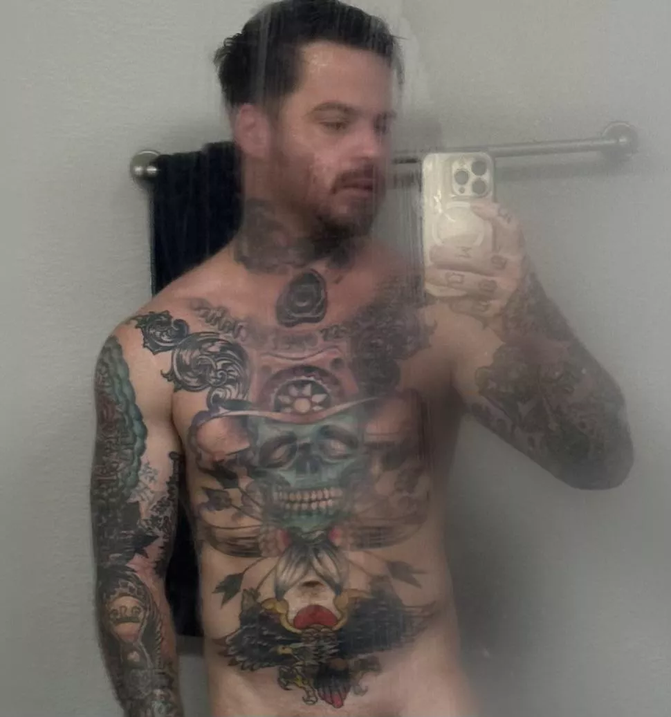 Howdy posted by Emotional-Ad7401