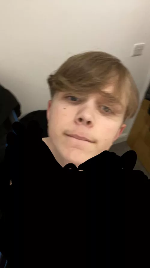 i lost a bet so you can pick my hair you can pick anything for example the cut/shave/colour/dye/braid it by Virtual-Home-9518