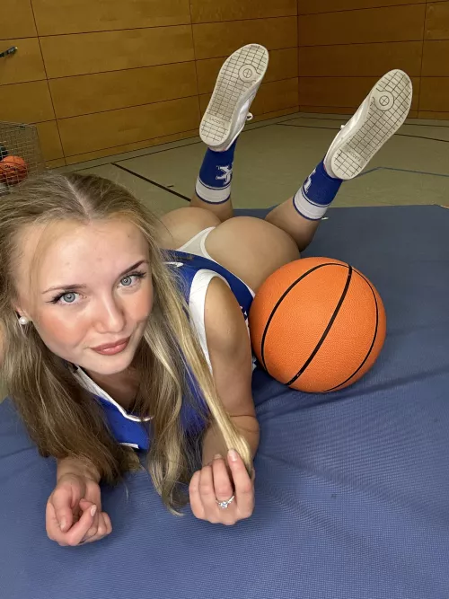 I would love to demonstrate you how good my ball handling actually is by hotshem