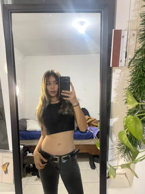 is my top cute or not 19F by Anelchacon