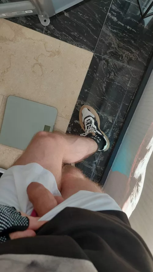 It slipped out at the gym by HungXLD