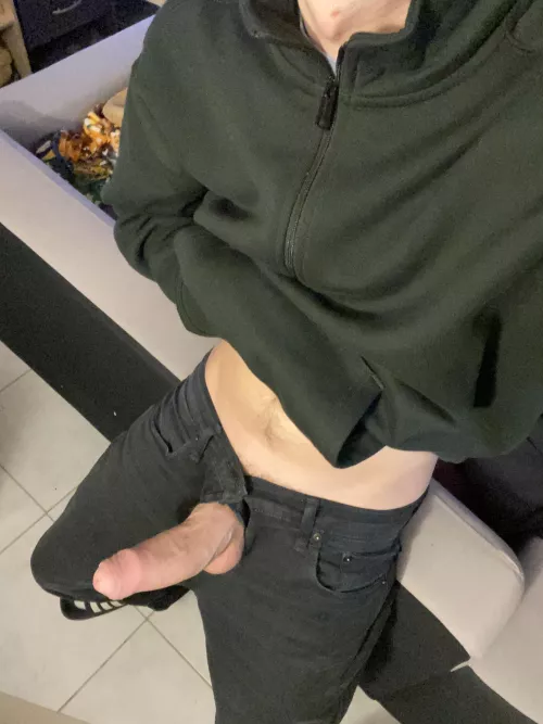 it’s so hard to keep this in my pants… by kravinks