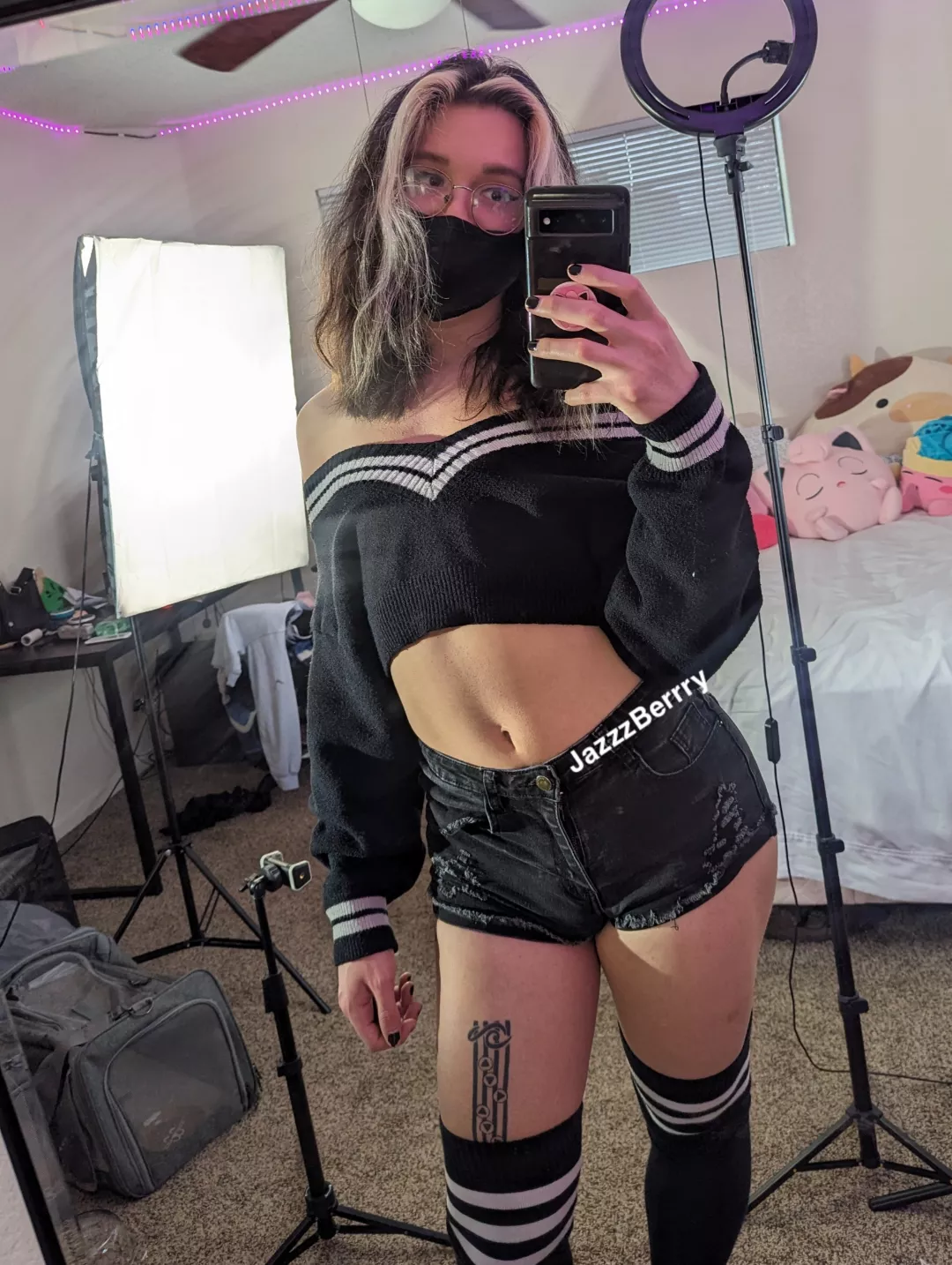 looking manly today posted by JazzzBerrry