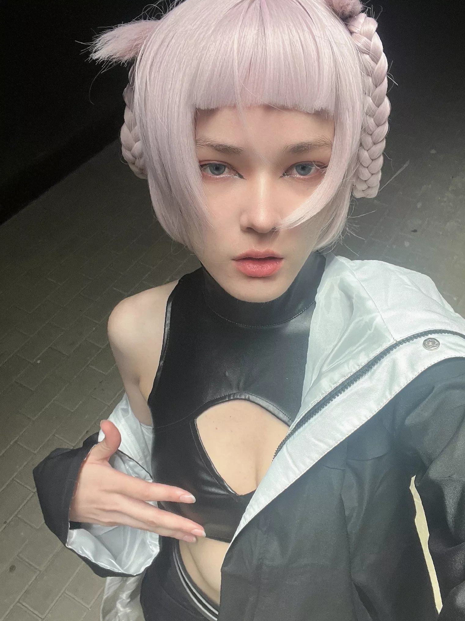 Nazuna Nanakusa by (dotxavi) [Call of the Night] posted by dotxavi