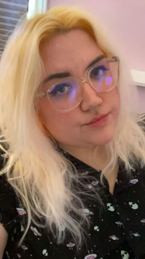 newly blonde by ssbbwk