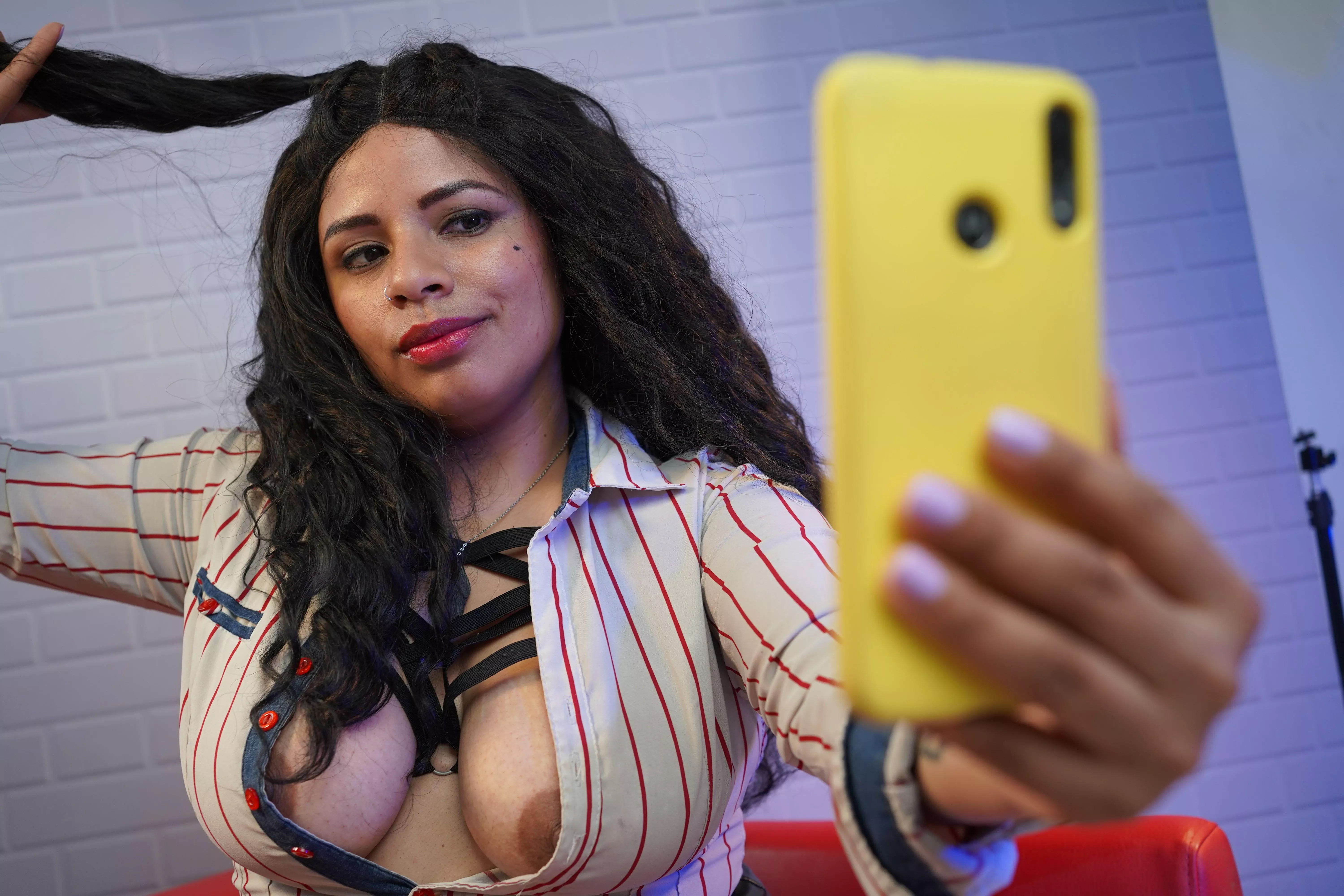 Sending pictures of yourself is part of modern flirting posted by plagueyraft42