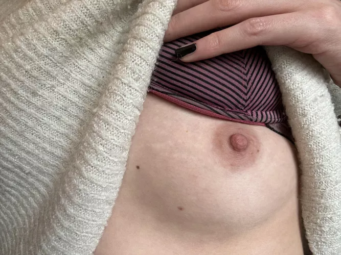 So you love tiny  by LanaPeaches__