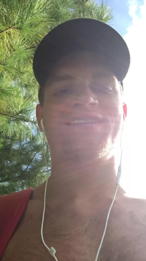 Sun and smiles by PlayboiKetchup